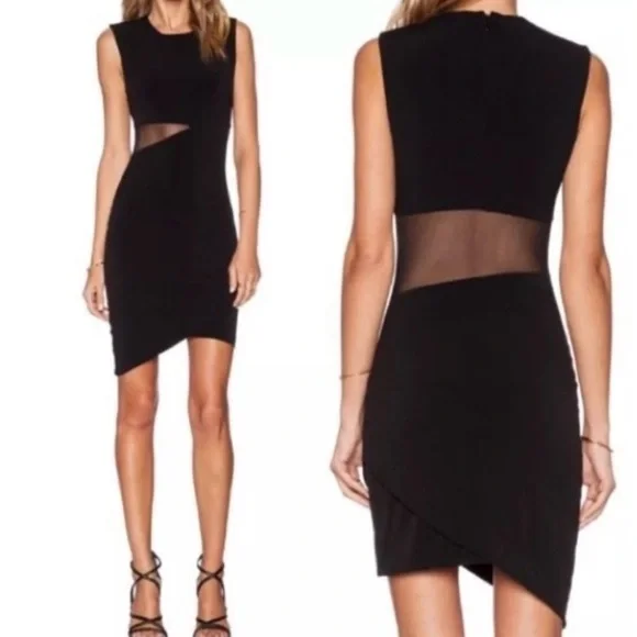 Elegant Black Sleeveless Dress - Picture 1 of 4